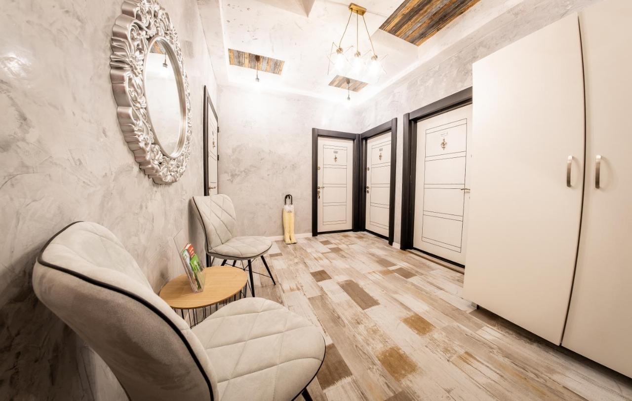 Sofia Downtown Life Apartment Esterno foto